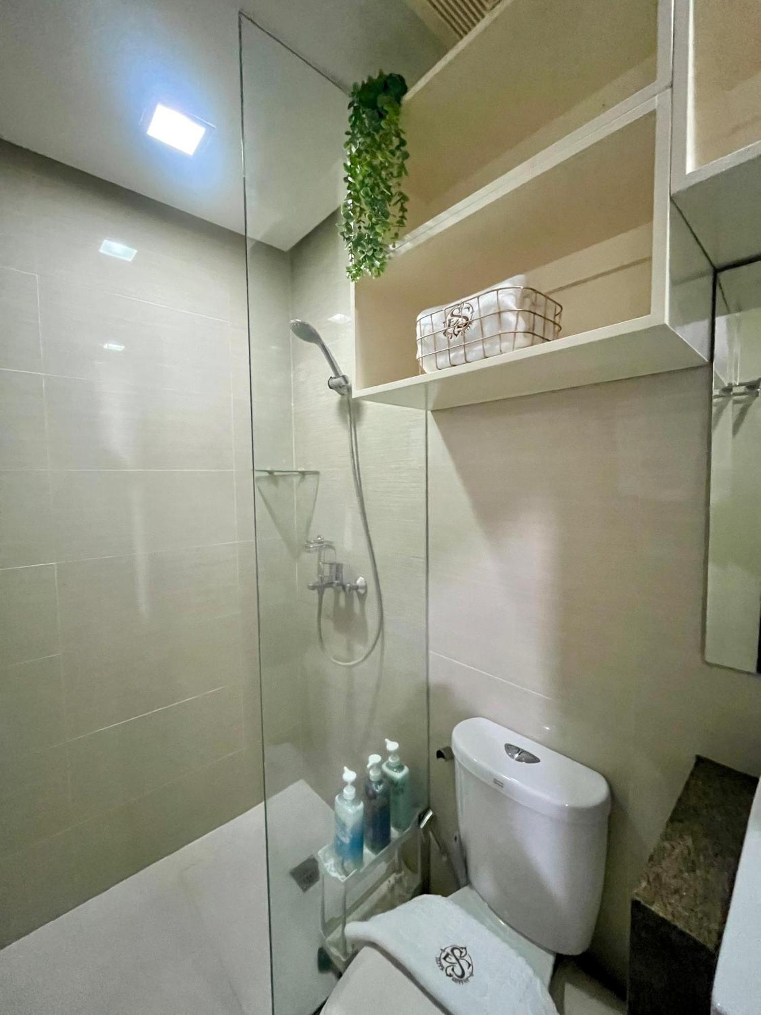 Greenbelt Hamilton Tower 1 Makati City Zewnętrze zdjęcie