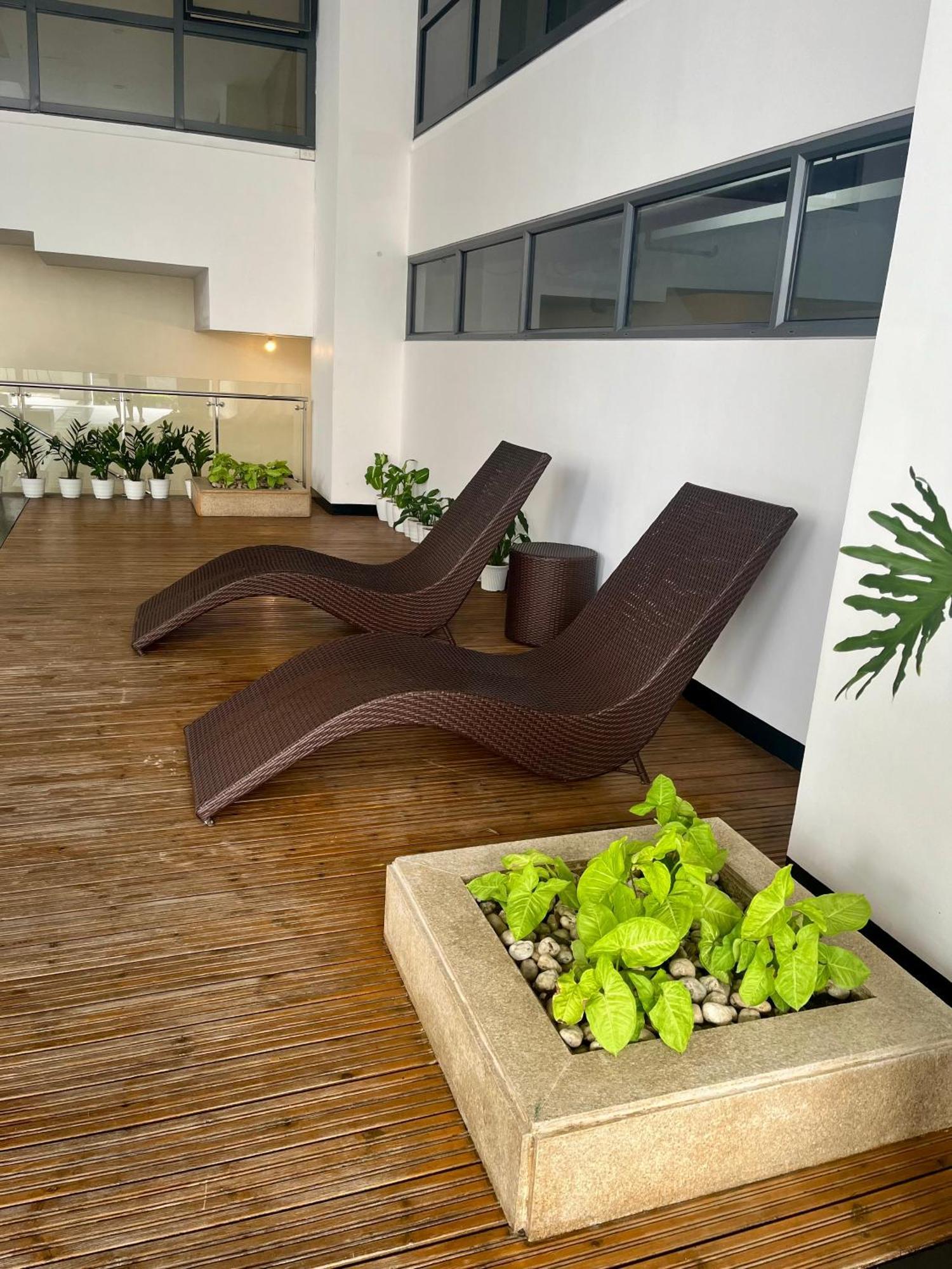 Greenbelt Hamilton Tower 1 Makati City Zewnętrze zdjęcie