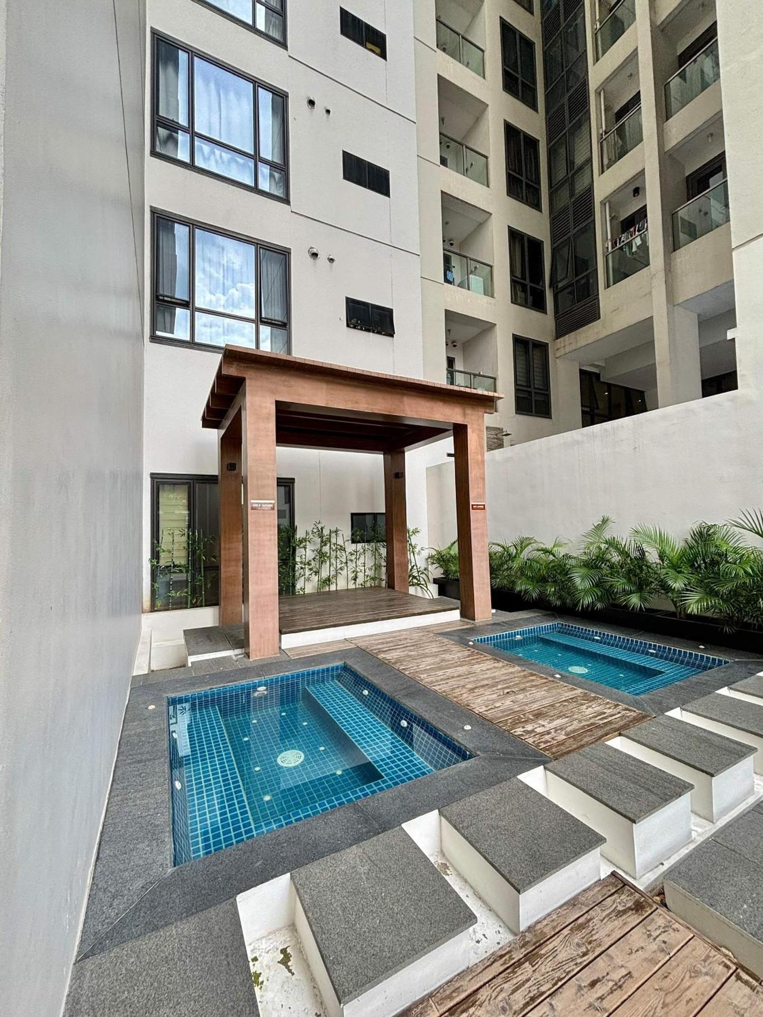 Greenbelt Hamilton Tower 1 Makati City Zewnętrze zdjęcie