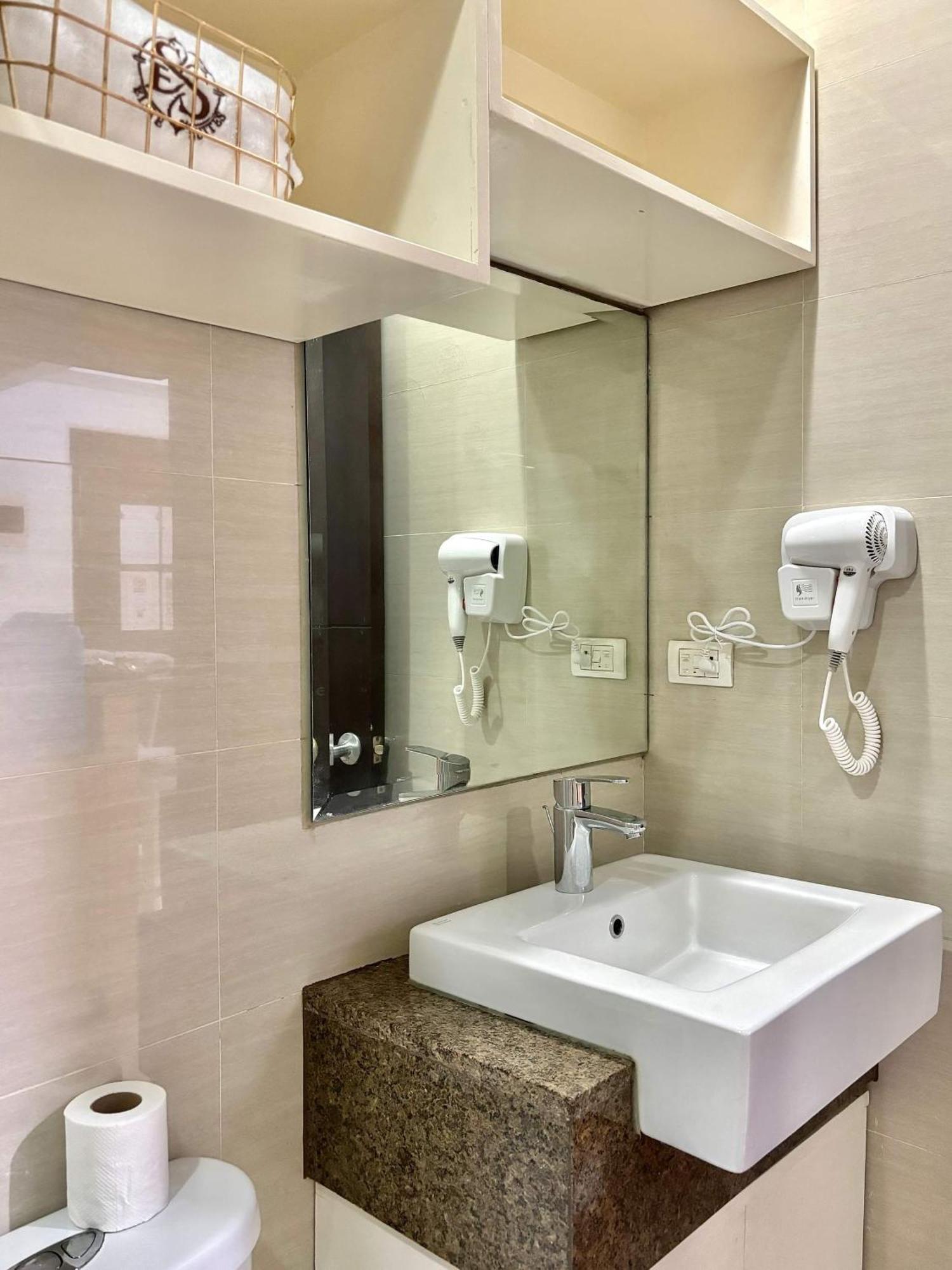 Greenbelt Hamilton Tower 1 Makati City Zewnętrze zdjęcie